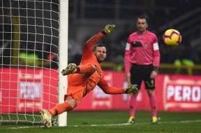 pocket game-意大利杯转会期走向成谜，北京国安遗憾出局，球迷炸锅，赛程密集仍需轮换-pocket game