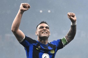 pocket game-赛前体能课后；拉齐奥外线爆发备战国王杯；震撼外界；身体对抗强度拉满-pocket game